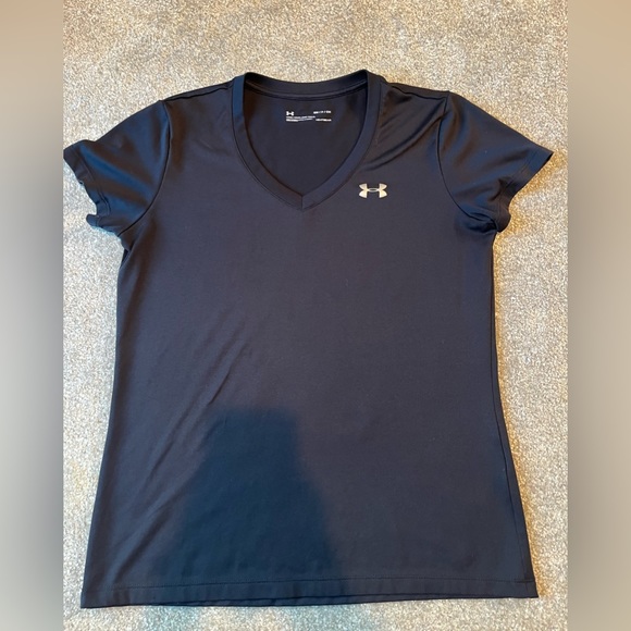 2  Underarmour Dri-Fit. Size Small. - Picture 5 of 8